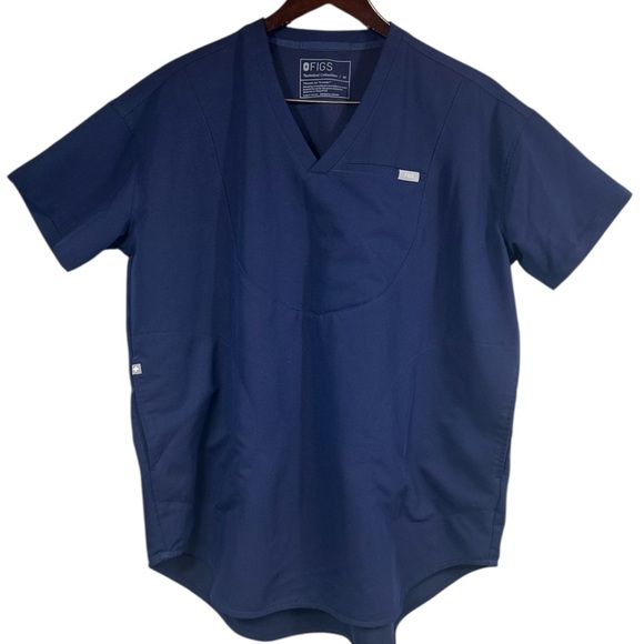 Figs Other - Figs Technical Collection 3-Pocket Design Medical Uniform Scrub Top Size Medium